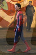 PEOPLE - Tom Holland auf dem Set zu "Spiderman: Homecoming"