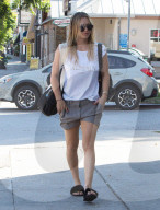 PEOPLE - Kaley Cuoco verlässt das Gym in Sherman Oaks
