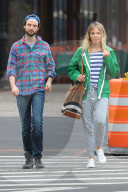 PEOPLE - Sienna Miller und Tom Sturridge spazieren durchs SoHo