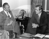 NEWS - Shimon Peres: Der Beliebte