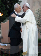 NEWS - Shimon Peres: Der Beliebte
