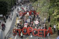 NEWS - TTIP und CETA Gegner demonstrieren in Europa