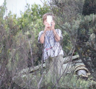 EXKLUSIV - Malibu: Die Jolie-Pitt Kinder schauen sich den Sonnenuntergang an