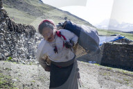 REPORTAGE - China: Tibetanische Hirten in Tagong