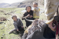 REPORTAGE - China: Tibetanische Hirten in Tagong