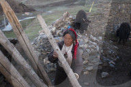 REPORTAGE - China: Tibetanische Hirten in Tagong