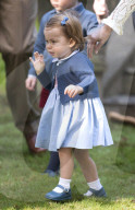 PEOPLE - Kate und William in Kanada: Kinderparty für George und Charlotte