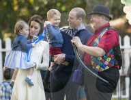 PEOPLE - Kate und William in Kanada: Kinderparty für George und Charlotte