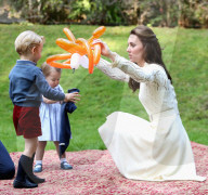 PEOPLE - Kate und William in Kanada: Kinderparty für George und Charlotte