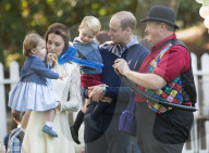 PEOPLE - Kate und William in Kanada: Kinderparty für George und Charlotte