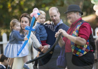 PEOPLE - Kate und William in Kanada: Kinderparty für George und Charlotte