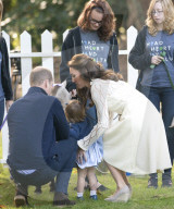 PEOPLE - Kate und William in Kanada: Kinderparty für George und Charlotte