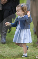 PEOPLE - Kate und William in Kanada: Kinderparty für George und Charlotte
