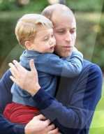 PEOPLE - Kate und William in Kanada: Kinderparty für George und Charlotte