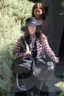 PEOPLE - Megan Fox nimmt ihr Baby-Sohn mit zum Coiffeur