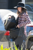 PEOPLE - Megan Fox nimmt ihr Baby-Sohn mit zum Coiffeur
