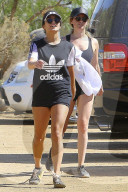 PEOPLE - Vanessa Hudgens und Ashley Tisdale machen gemeinsam Sport