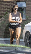PEOPLE - Zellulitis? Kein Problem für Lauren Goodger