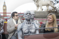 FEATURE - Menschliche Roboter werben in London für die TV-Serie "Westworld"