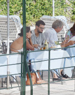 PEOPLE - Nicole Scherzinger mit Boyfriend in Portofino