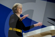 NEWS - Theresa May am Kongress der Konservativen