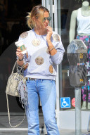 PEOPLE - Smile: Heidi Klum und Tochter Leni verbringen den Sonntag miteinander