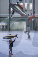 FEATURE - Fliegende Fische in der Tate Modern: Philippe Parreno stellt aus