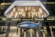 FEATURE - Fliegende Fische in der Tate Modern: Philippe Parreno stellt aus