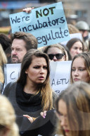 NEWS - Demonstration in Brüssel gegen das Abtreibungsgesetz in Polen
