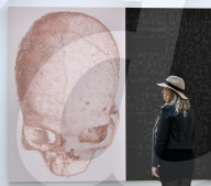 NEWS - London: Henri Barande Ausstellung in der Saatchi Gallery