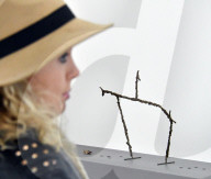 NEWS - London: Henri Barande Ausstellung in der Saatchi Gallery