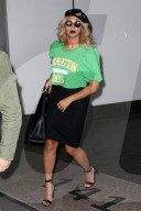 PEOPLE - Beyoncé verlässt das Büro in New York