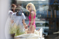 PEOPLE - Pixie Lott geniesst die Ferien in Rio