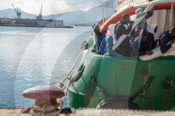 NEWS - Italien: Massenansturm von Flüchtlingen vor Sizilien