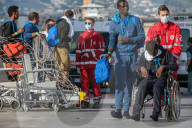 NEWS - Italien: Massenansturm von Flüchtlingen vor Sizilien