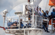 NEWS - Italien: Massenansturm von Flüchtlingen vor Sizilien