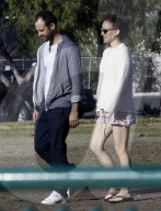 EXKLUSIV - Die schwangere Natalie Portman mit Benjamin Millepied in Los Feliz unterwegs