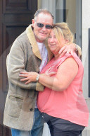 EXKLUSIV - Paul Gascoigne begrapscht Fan am Busen