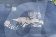 PEOPLE - Kylie Jenner goldig in Calabasas unterwegs