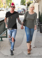 EXKLUSIV - Paris Jackson trifft mit Michael Snoddy ihre Mutter Debbie Rowe