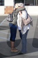 EXKLUSIV - Paris Jackson trifft mit Michael Snoddy ihre Mutter Debbie Rowe