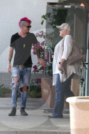 EXKLUSIV - Paris Jackson trifft mit Michael Snoddy ihre Mutter Debbie Rowe
