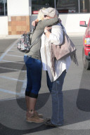 EXKLUSIV - Paris Jackson trifft mit Michael Snoddy ihre Mutter Debbie Rowe