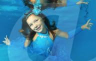 FEATURE - Unterwasser Modeshow