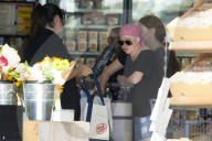 PEOPLE - Shannen Doherty auf Shoppingtour in Malibu