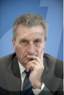 PORTRAIT - Guenther H. Oettinger