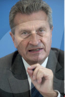 PORTRAIT - Guenther H. Oettinger