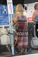 EXKLUSIV - Rachel Zoe mit ihrer Familie auf Shoppingtour