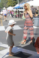 EXKLUSIV - Rachel Zoe mit ihrer Familie auf Shoppingtour