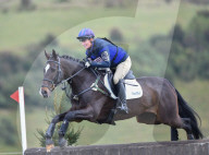 PEOPLE - Mia Tindall findet Mamma Zara's Reitkünste langweilig